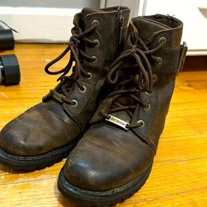 HD Women’s Brown leather boots